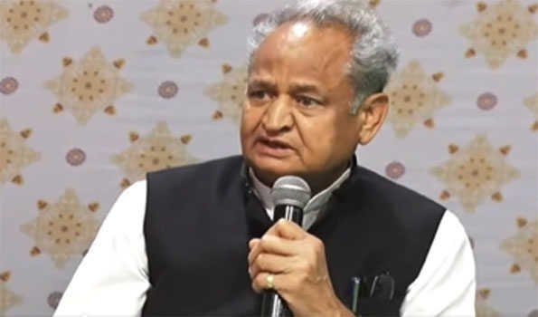 गहलोत ने मोदी सरकार से दोनों कार्यकाल के वादों का मांगा हिसाब