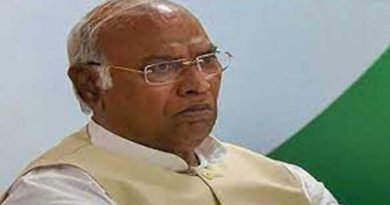 गुजरात में आत्महत्या की घटनाएं भाजपा सरकार की विफलता का परिणाम: खड़गे