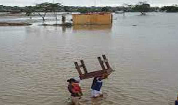 पेरू में बाढ़ से छह लोगों की मौत