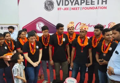 पटना में फिजिक्सवाला ने मेधावी छात्रों के लिए भव्य रोड शो का किया आयोजन 