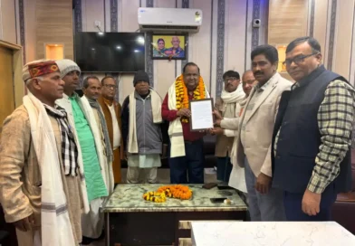 लोक समिति ने वरिष्ठ पत्रकार-संपादक कमल किशोर का किया अभिनंदन