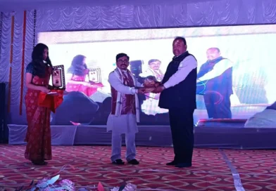 बच्चों की मनमोहक प्रस्तुतियों से सजा वार्षिक समारोह, डॉ इशान सिन्हा ने अभिभावकों से दबाव न डालने की अपील की