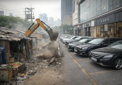 झोपड़ी पर बुलडोज़र, लेकिन मॉल पर खामोशी क्यों?