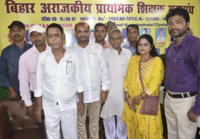 बकाया वेतन भुगतान को लेकर अराजकीय प्राथमिक शिक्षकों ने मुख्यमंत्री से लगाई गुहार