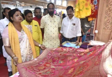 इस्कॉन मंदिर में नेशनल सिल्क एक्सपो का शुभारंभ